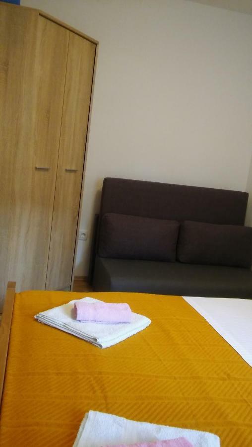 Apartmani Vitkovic II ツレス エクステリア 写真